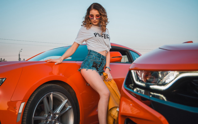Woman leaning on car crossed free wallpaper - medium preview image