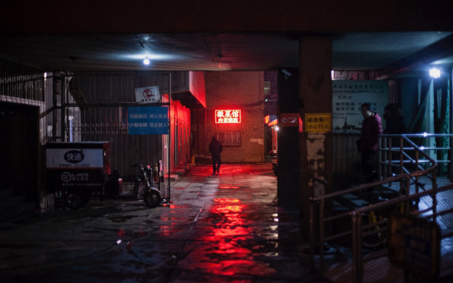 Dark alley red light man free wallpaper - medium preview image