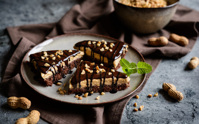 Cake nuts plate food bokeh free wallpaper - medium preview image