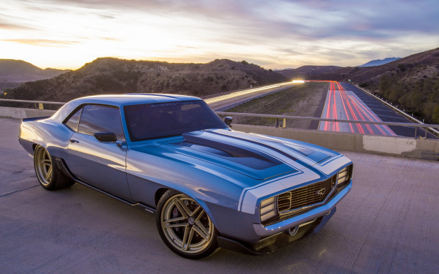 Blue muscle car mountains sunset free wallpaper - medium preview image