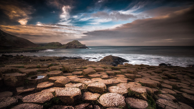 Rocky beach large body water free wallpaper - medium preview image