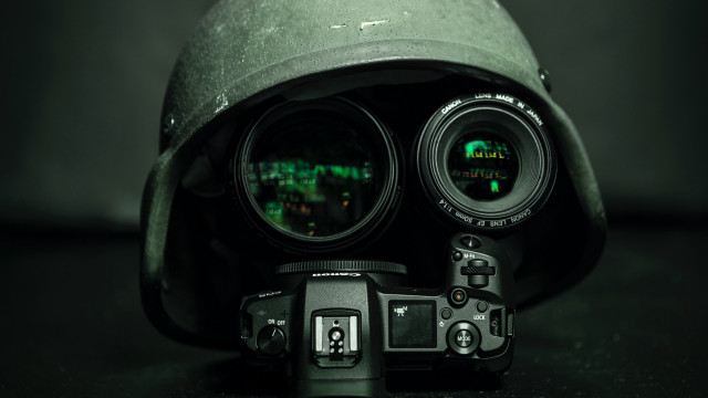 Helmet goggles camera green shallow free wallpaper - medium preview image