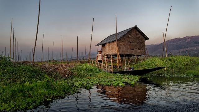 Small house river boat green free wallpaper - medium preview image