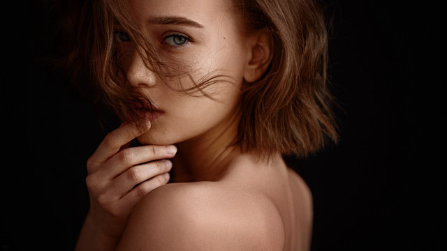 Messy hair blue eyes portrait free wallpaper - medium preview image
