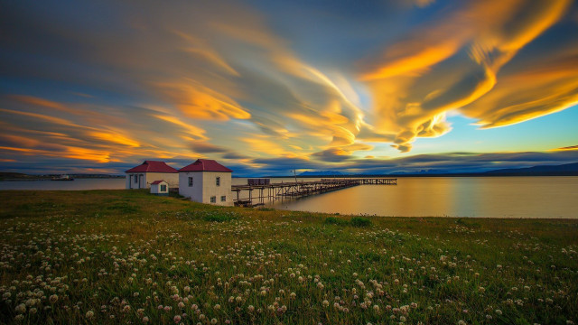 Hill house dock city sunset free wallpaper - medium preview image