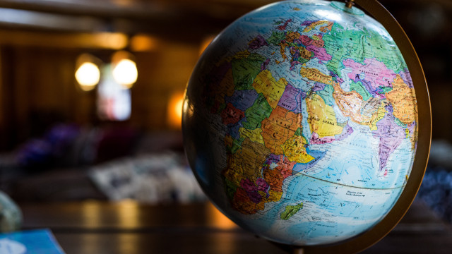 Globe tiltshift blurry depth rainbow free wallpaper - medium preview image