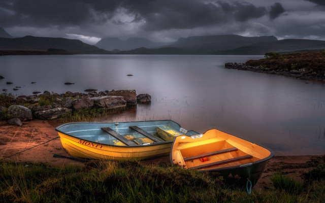 Boats lake beach mountains cloudy free wallpaper - medium preview image