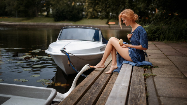 Woman sitting dock sandwich lake free wallpaper - medium preview image