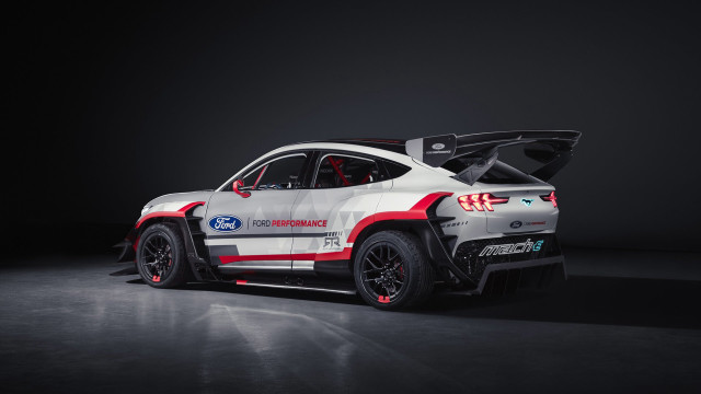 White car red stripe futuristic free wallpaper - medium preview image