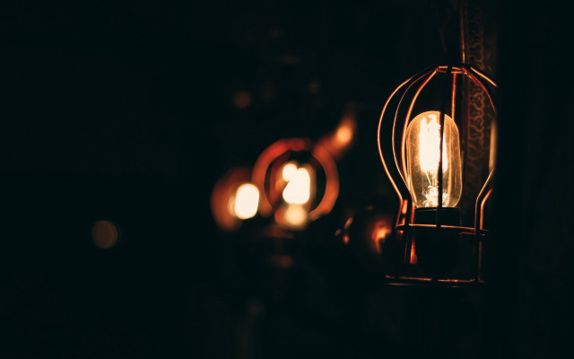 Light bulb night moon atmospheric free wallpaper - medium preview image
