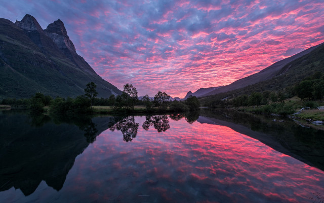 Sunset mountain lake reflection forest free wallpaper - medium preview image
