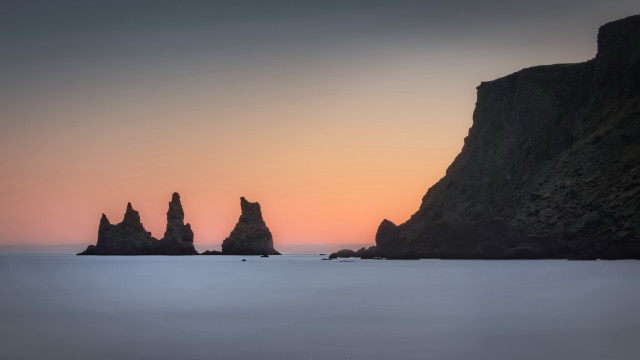 Beach rocks ocean sunset mountain free wallpaper - medium preview image