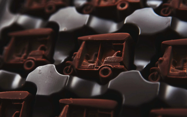 Chocolate truck forklift keyboard micro free wallpaper - medium preview image