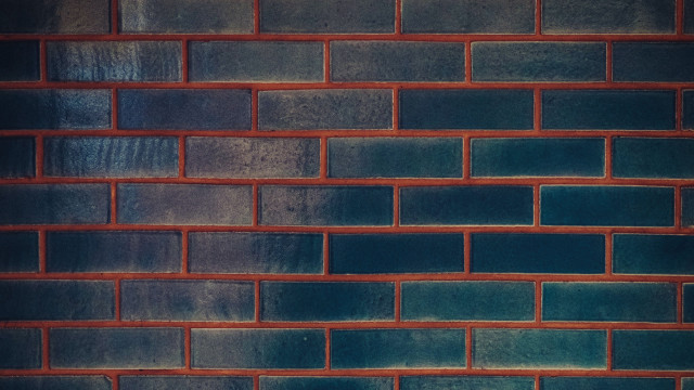 Brick wall pattern clock texture free wallpaper - medium preview image