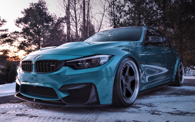 Blue car snow trees night free wallpaper - medium preview image