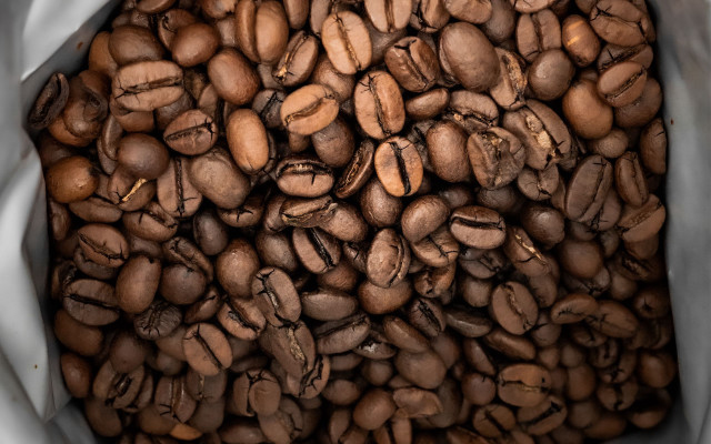 Coffee bag coffee beans table free wallpaper - medium preview image