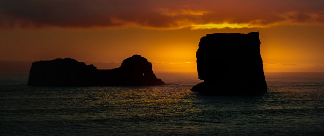 Sunset ocean rock formation dramatic free wallpaper - medium preview image