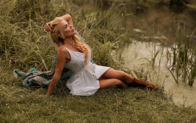Woman sitting field blonde dress #3 free wallpaper - medium preview image