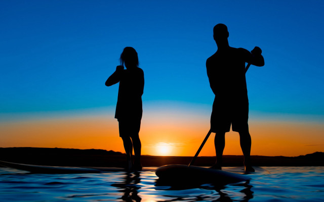 Paddleboard couple sunset beach ocean free wallpaper - medium preview image