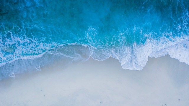Ocean view beach waves person free wallpaper - medium preview image