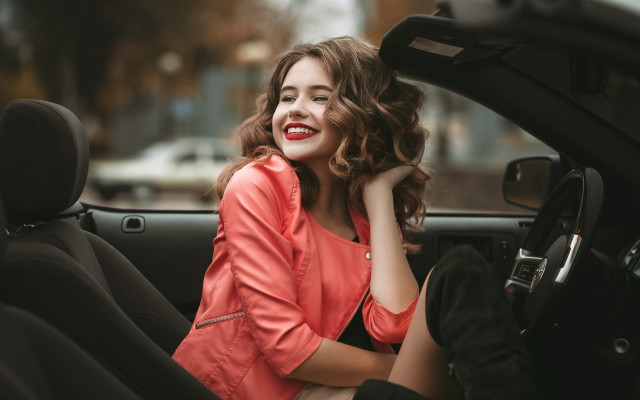 Elina karimova car fashion smile free wallpaper - medium preview image