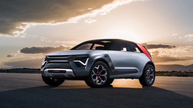 Silver car cloudy sky sunset free wallpaper - medium preview image