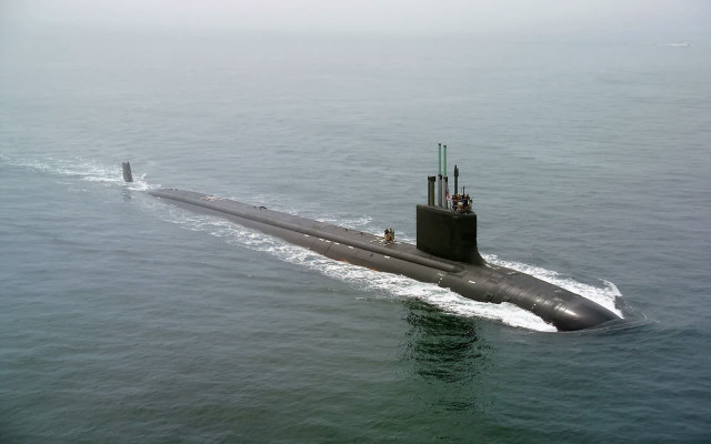 Submarine person distance water overhead free wallpaper - medium preview image