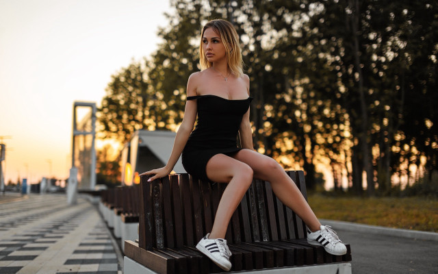 Woman bench crossed legs portrait free wallpaper - medium preview image