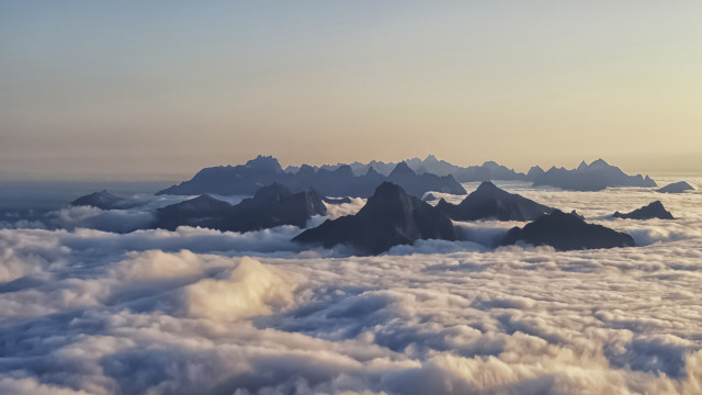 Mountain range clouds sunset cityscape free wallpaper - medium preview image
