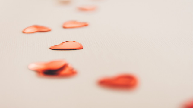 Romantic hearts table cellphone red free wallpaper - medium preview image