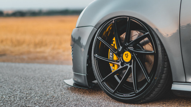 Car tire road grass sky free wallpaper - medium preview image