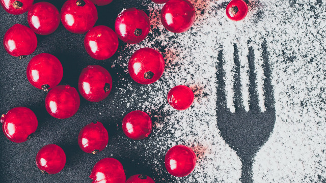 Fork red apples powdered sugar #2 free wallpaper - medium preview image