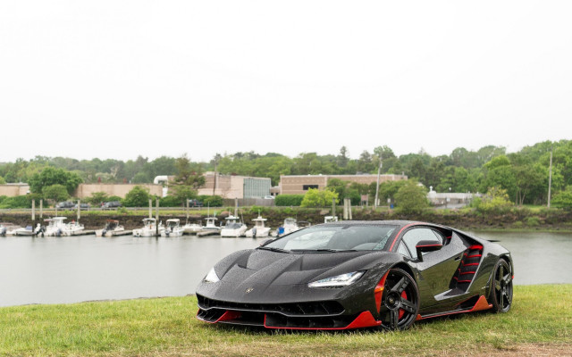 Black red sportscar lake boats free wallpaper - medium preview image