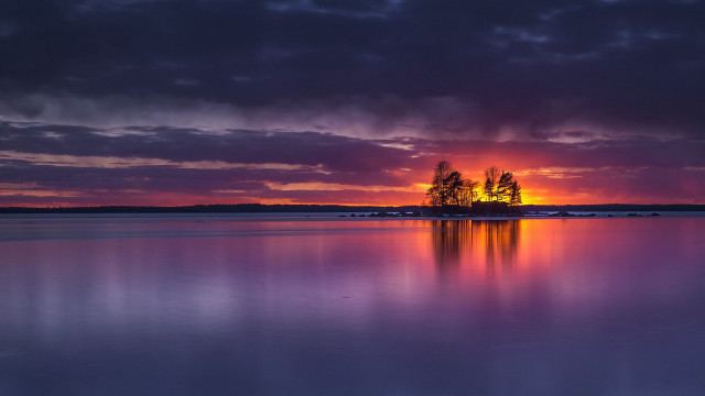 Sunset lake tree clouds mystical free wallpaper - medium preview image