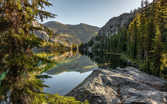 Mountain lake forest rocks sky #17 free wallpaper - medium preview image