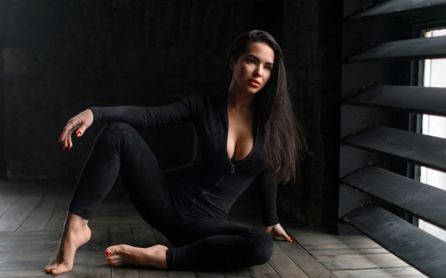 Woman sitting black outfit arabesque free wallpaper - medium preview image
