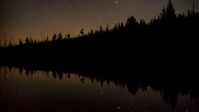 Night sky stars reflection mountain free wallpaper - medium preview image