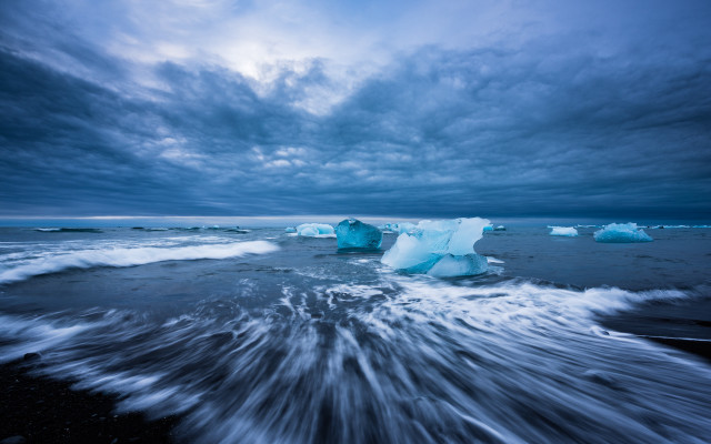 Iceberg ocean beach waves planet free wallpaper for desktop - medium preview image