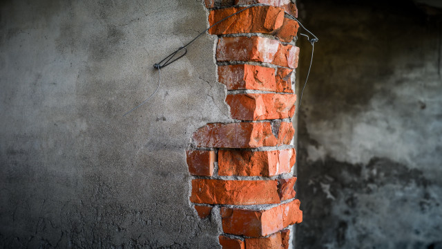 Brick wall clock constructivism wire free wallpaper - medium preview image