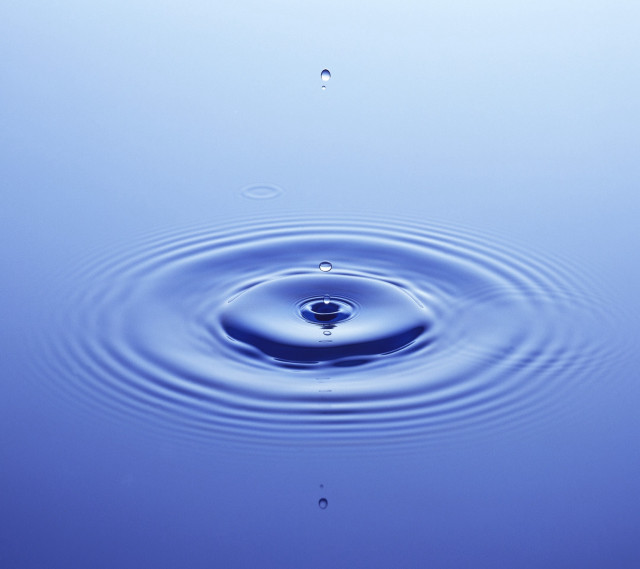 Blue water droplet background surface free wallpaper - medium preview image