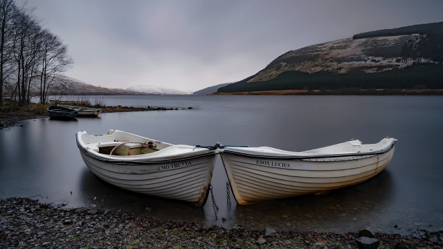 Boats lake mountains cloudy sky free wallpaper - medium preview image