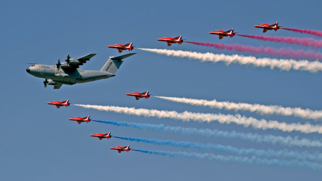 Airplanes formation colored smoke blue free wallpaper - medium preview image