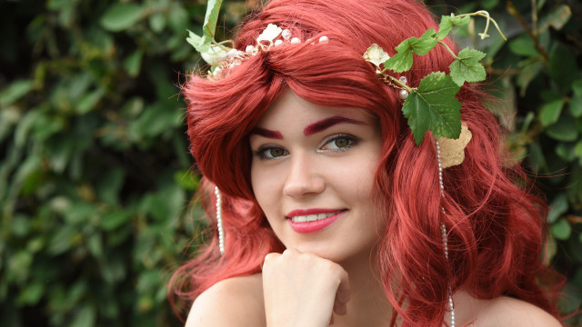 Red hair flower crown portrait free wallpaper - medium preview image