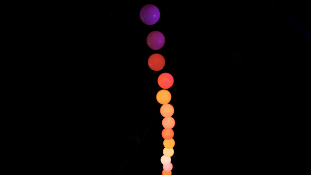 Balloons pole light bruce munro free wallpaper - medium preview image