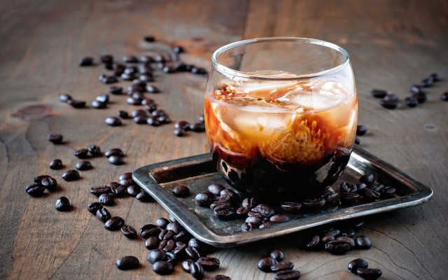 Iced coffee tray coffee beans free wallpaper - medium preview image