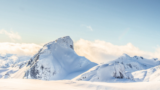 Snowy mountain sky clouds snowboard free wallpaper - medium preview image