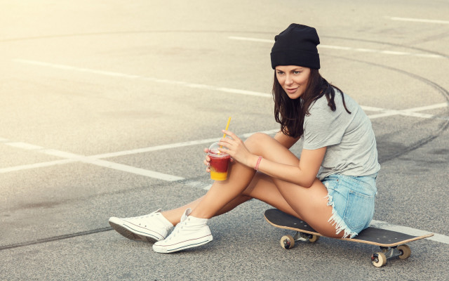 Girl skateboard beach drink hat free wallpaper - medium preview image