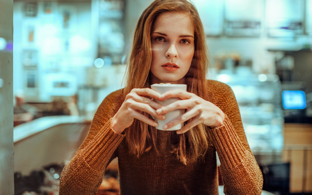Woman cup kitchen portrait bokeh free wallpaper - medium preview image