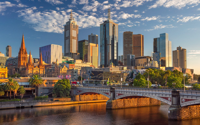 Tokyo skyline bridge river cityscape free wallpaper - medium preview image