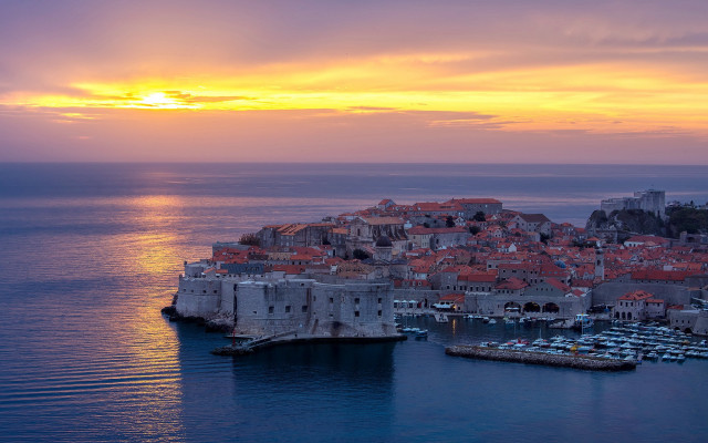 Sunset city boats water matte free wallpaper - medium preview image